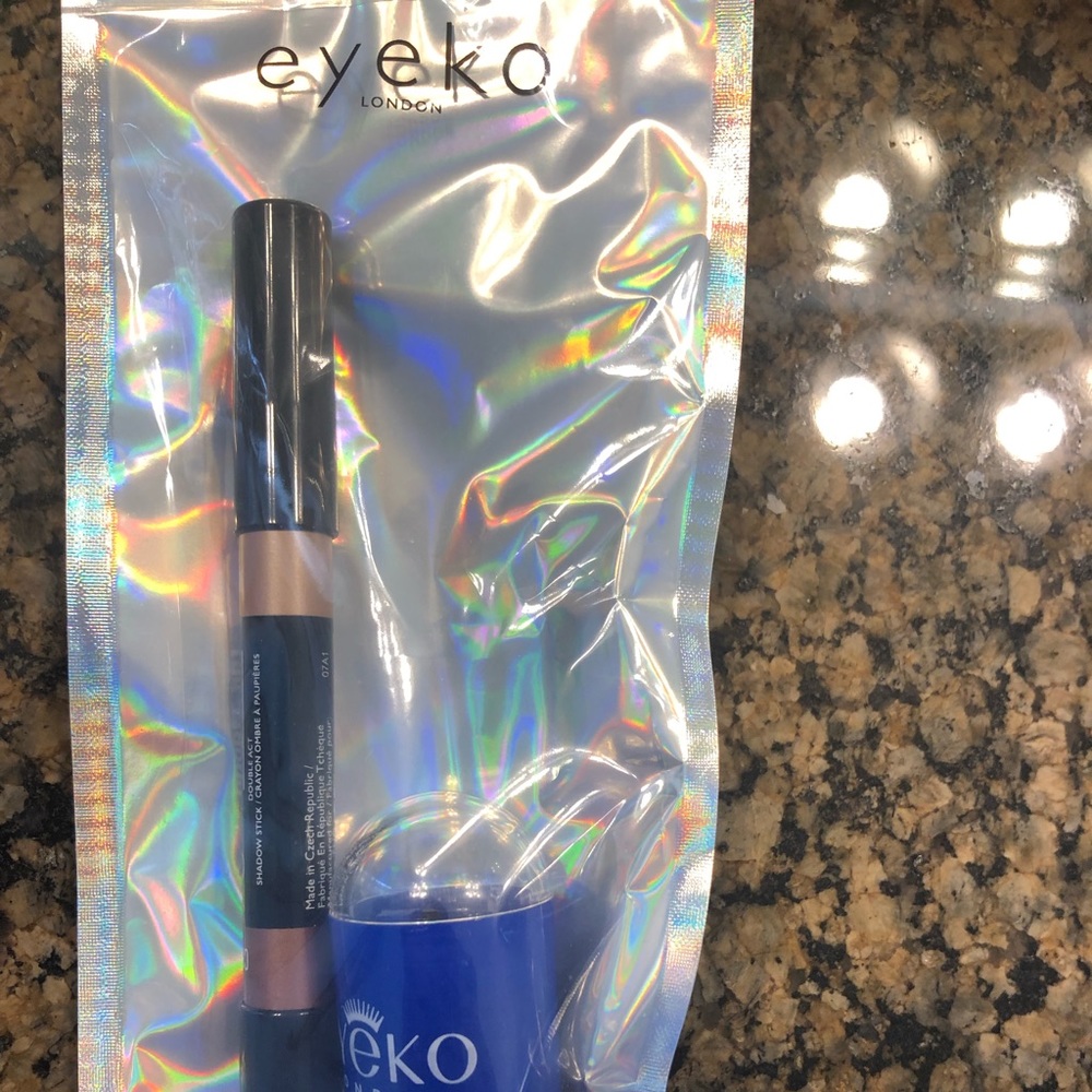 Eyeko Eye Shadow Pencil/Sharpener